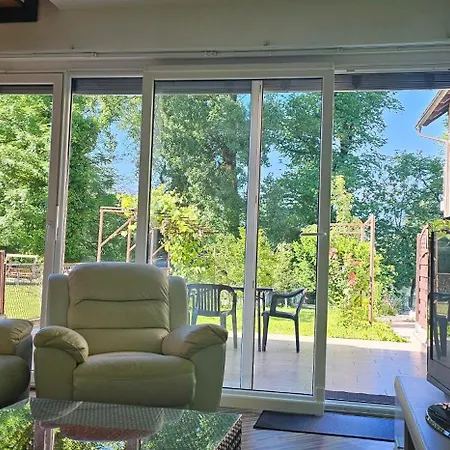 Garden Villa *