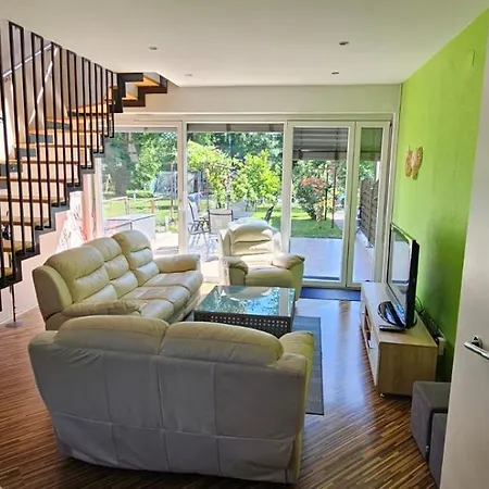 Villa Pearl